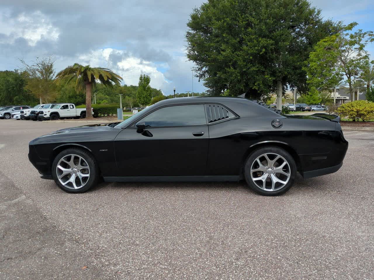 Thumbnail: 2015 Dodge Challenger - 3