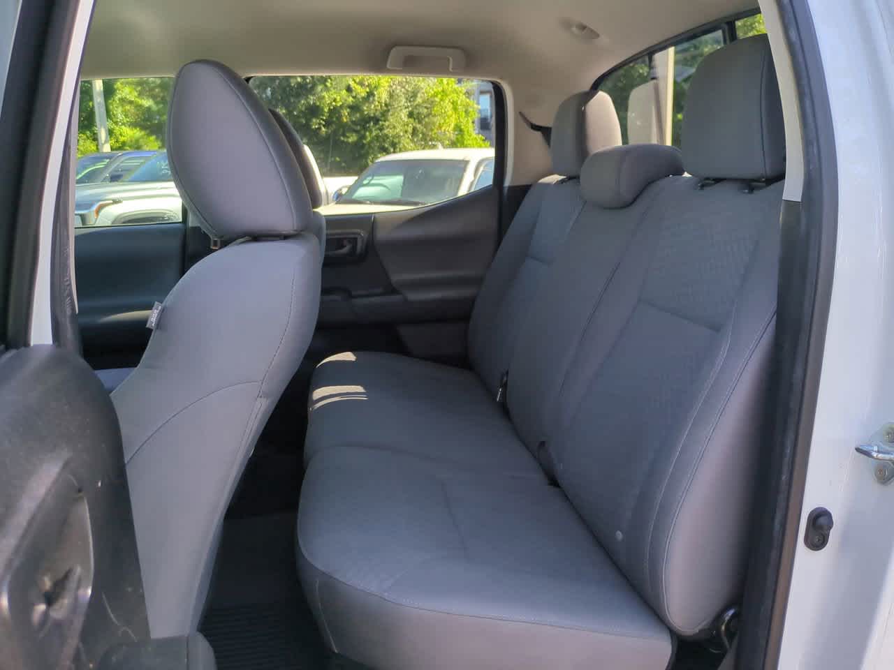 Thumbnail: 2022 Toyota Tacoma - 13