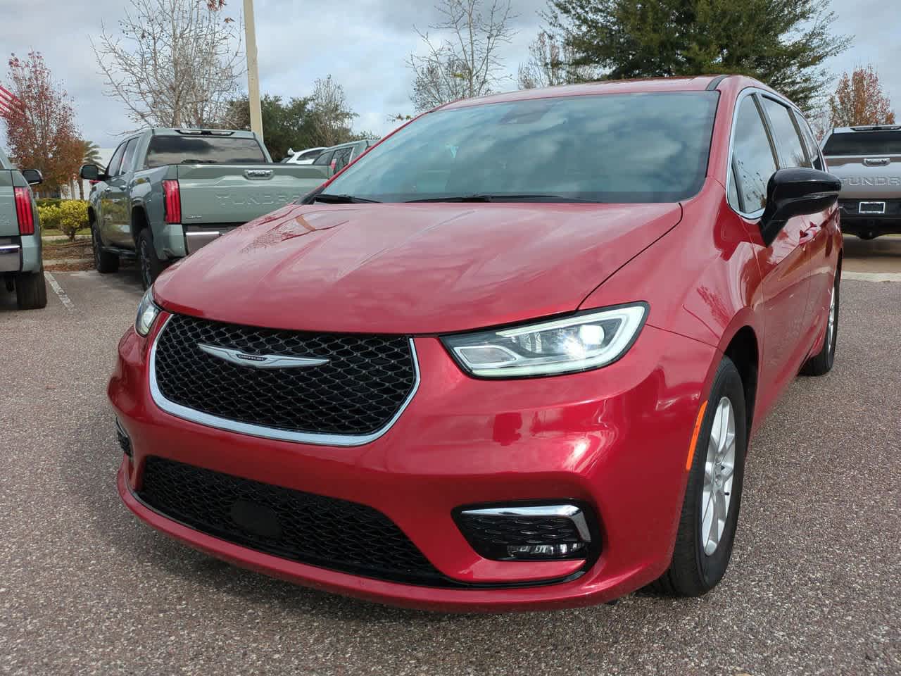 Thumbnail: 2026 Chrysler Pacifica - 2