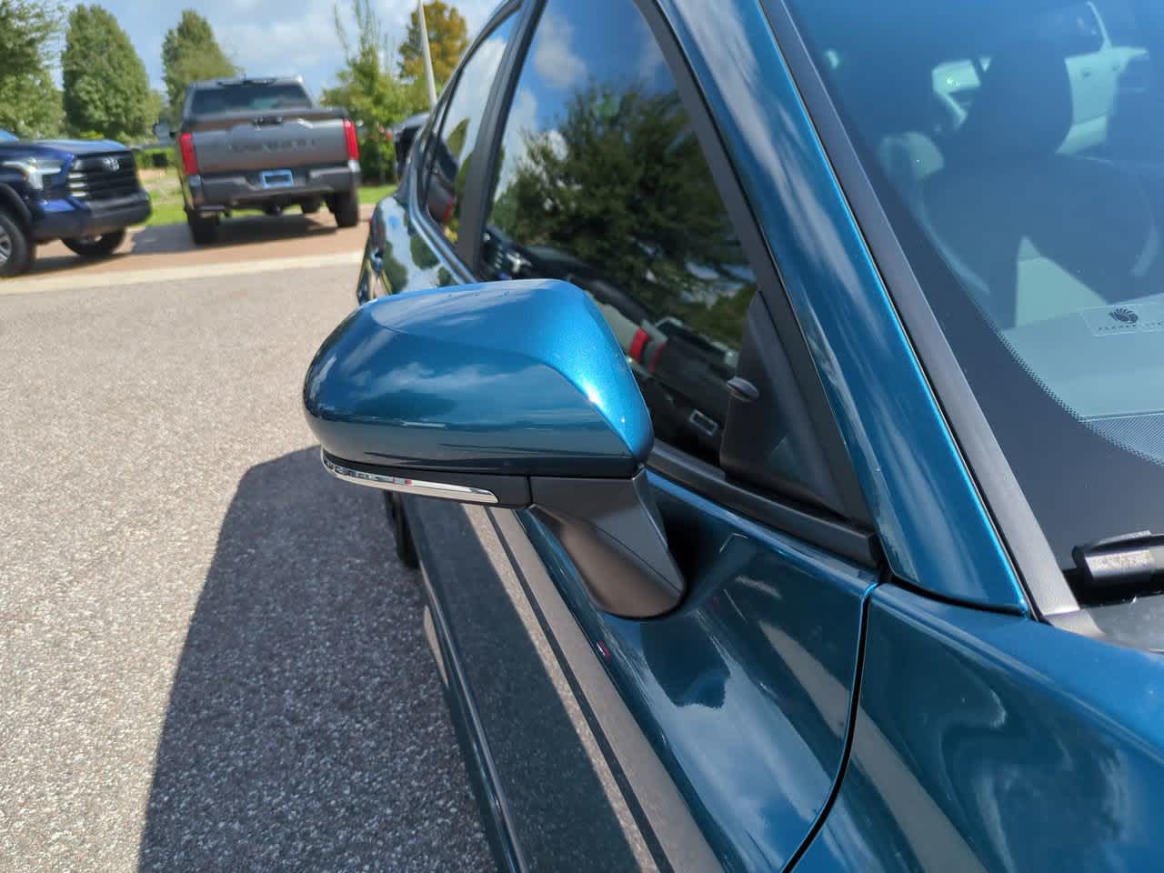 Thumbnail: 2025 Toyota Camry - 12