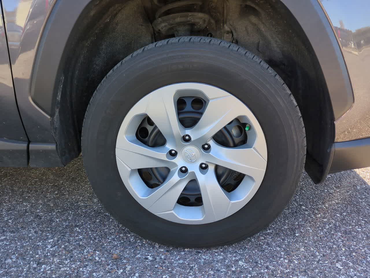 Thumbnail: 2024 Toyota RAV4 - 11