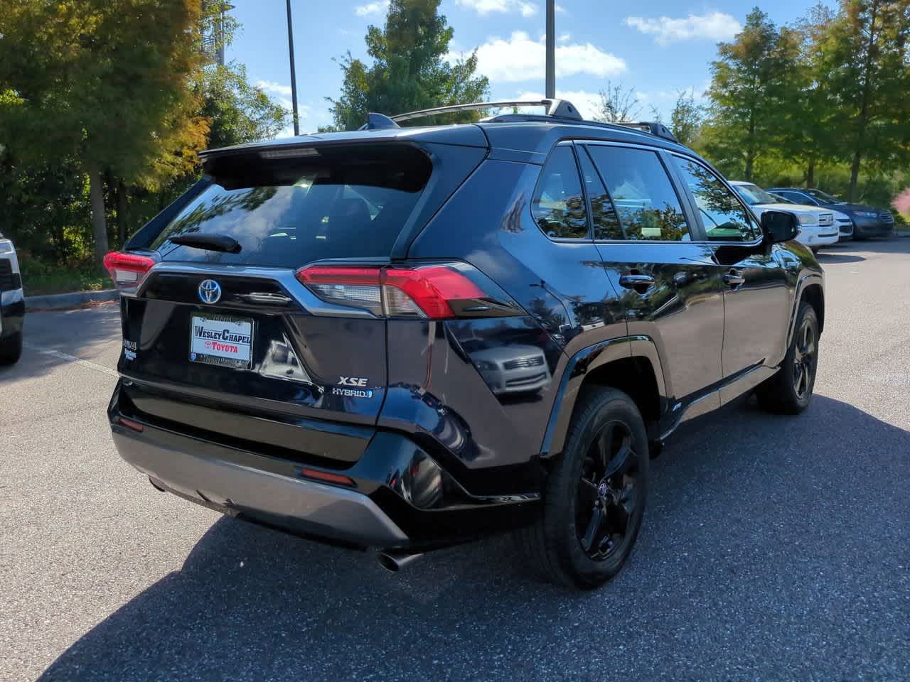 Thumbnail: 2020 Toyota RAV4 - 6
