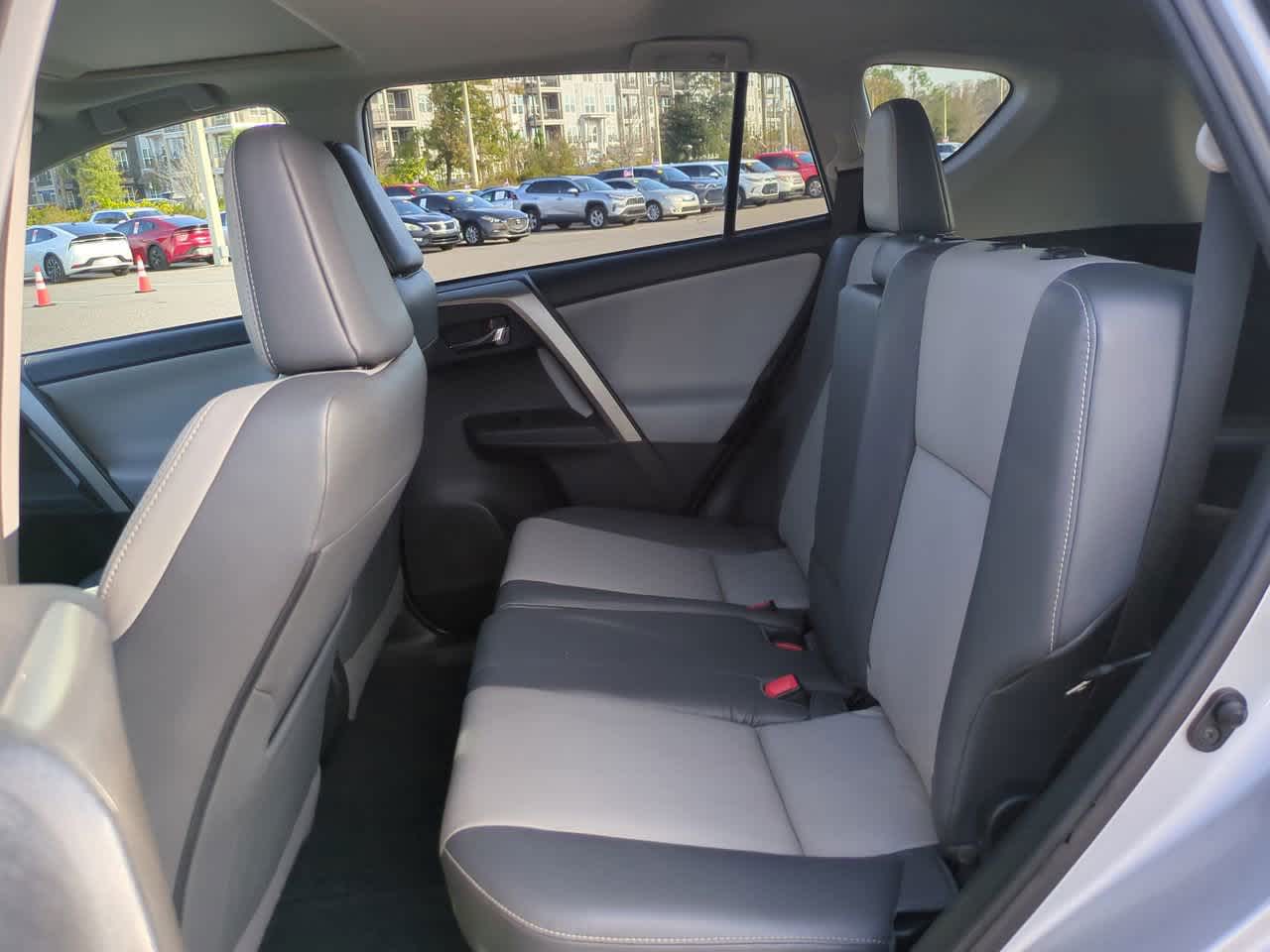 Thumbnail: 2014 Toyota RAV4 - 13