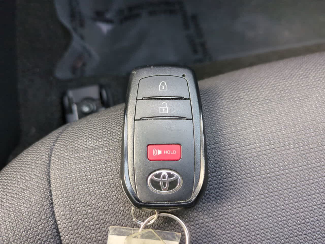 Thumbnail: 2025 Toyota Corolla Cross - 26