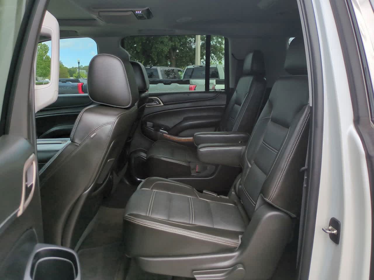 Thumbnail: 2016 GMC Yukon XL - 14