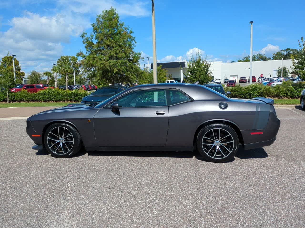 Thumbnail: 2016 Dodge Challenger - 3