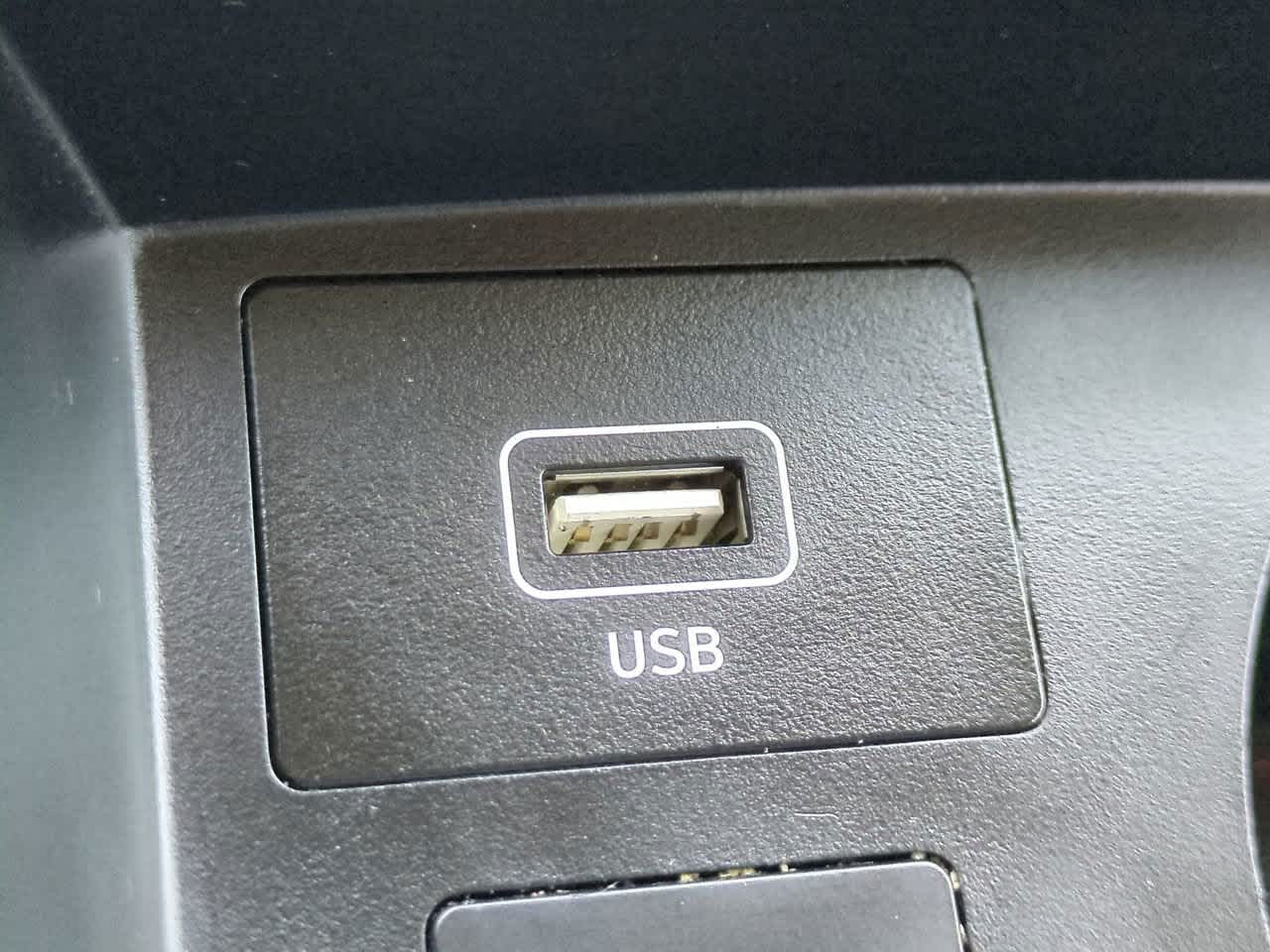 Thumbnail: 2023 Hyundai Santa Fe - 22