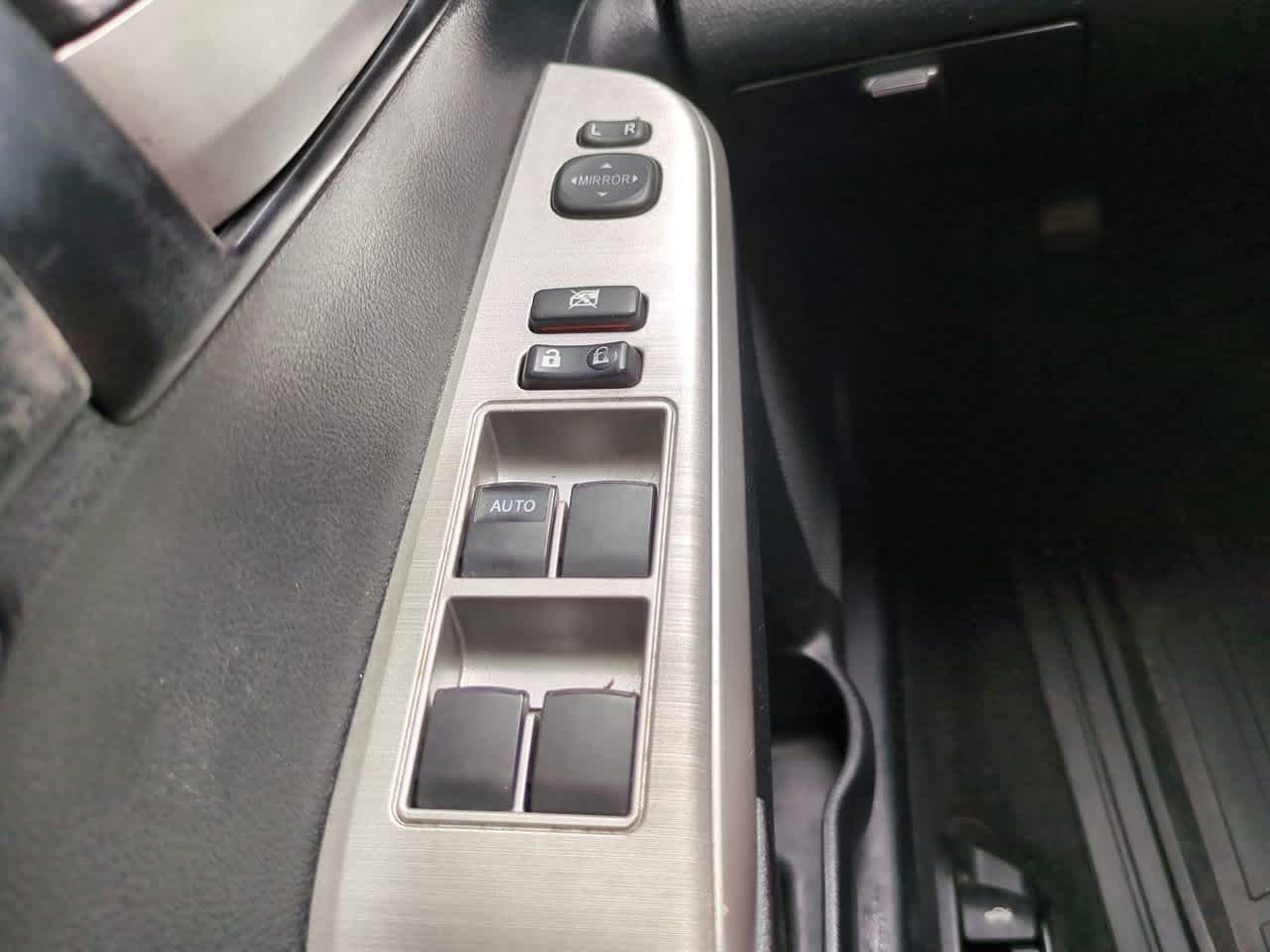 Thumbnail: 2014 Toyota Camry - 19