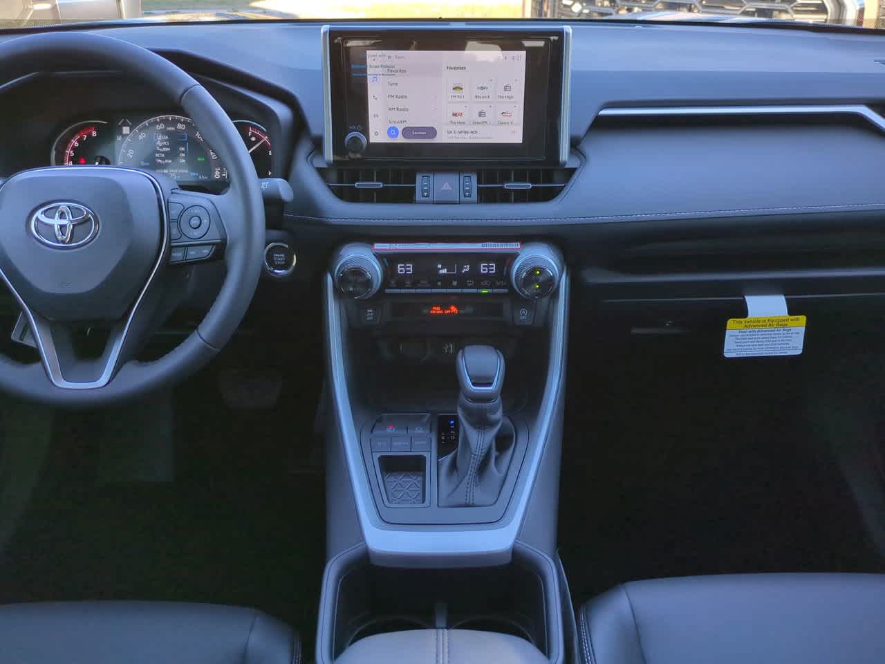 Thumbnail: 2025 Toyota RAV4 - 18