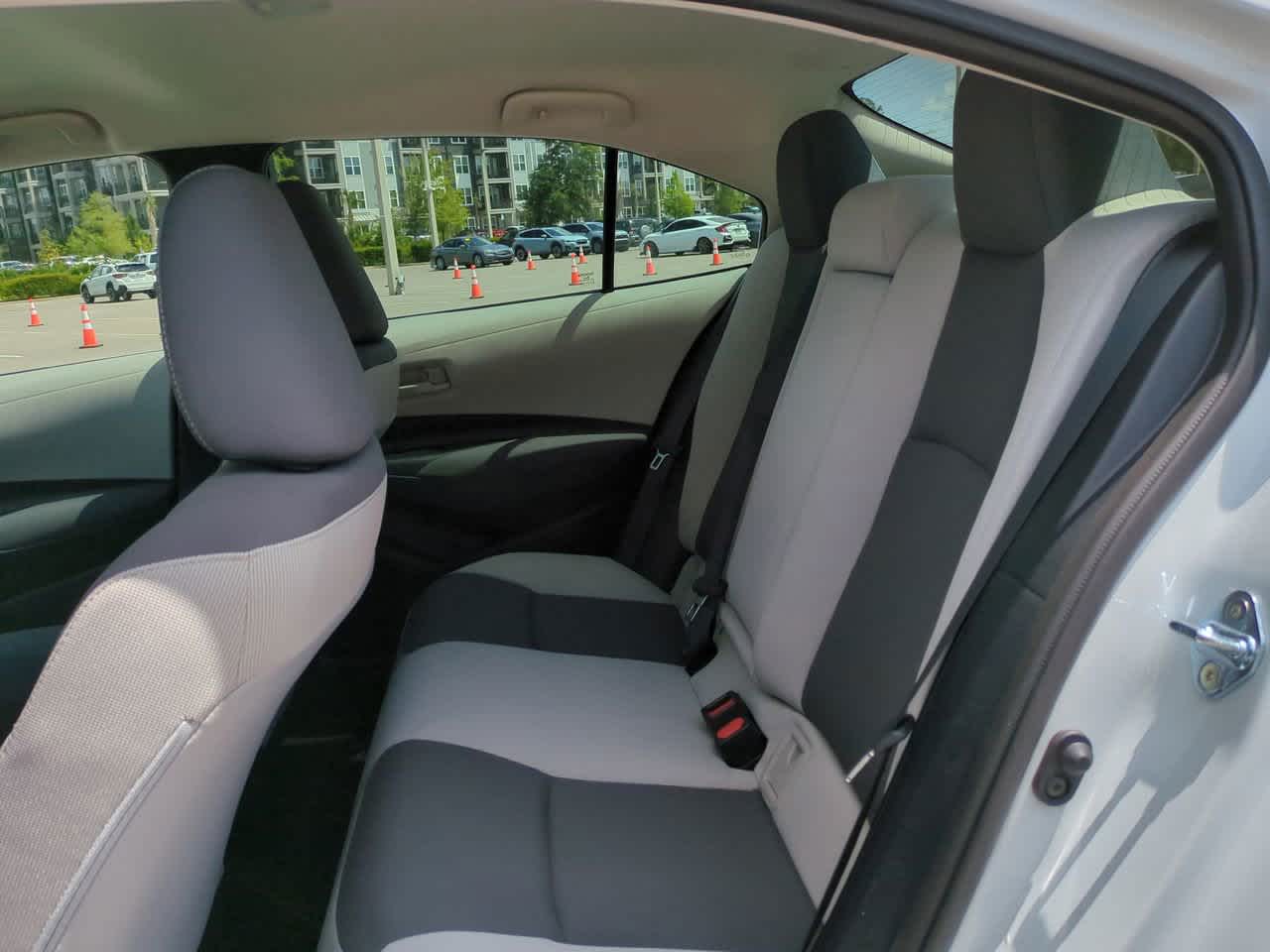 2025 Toyota Corolla LE 13