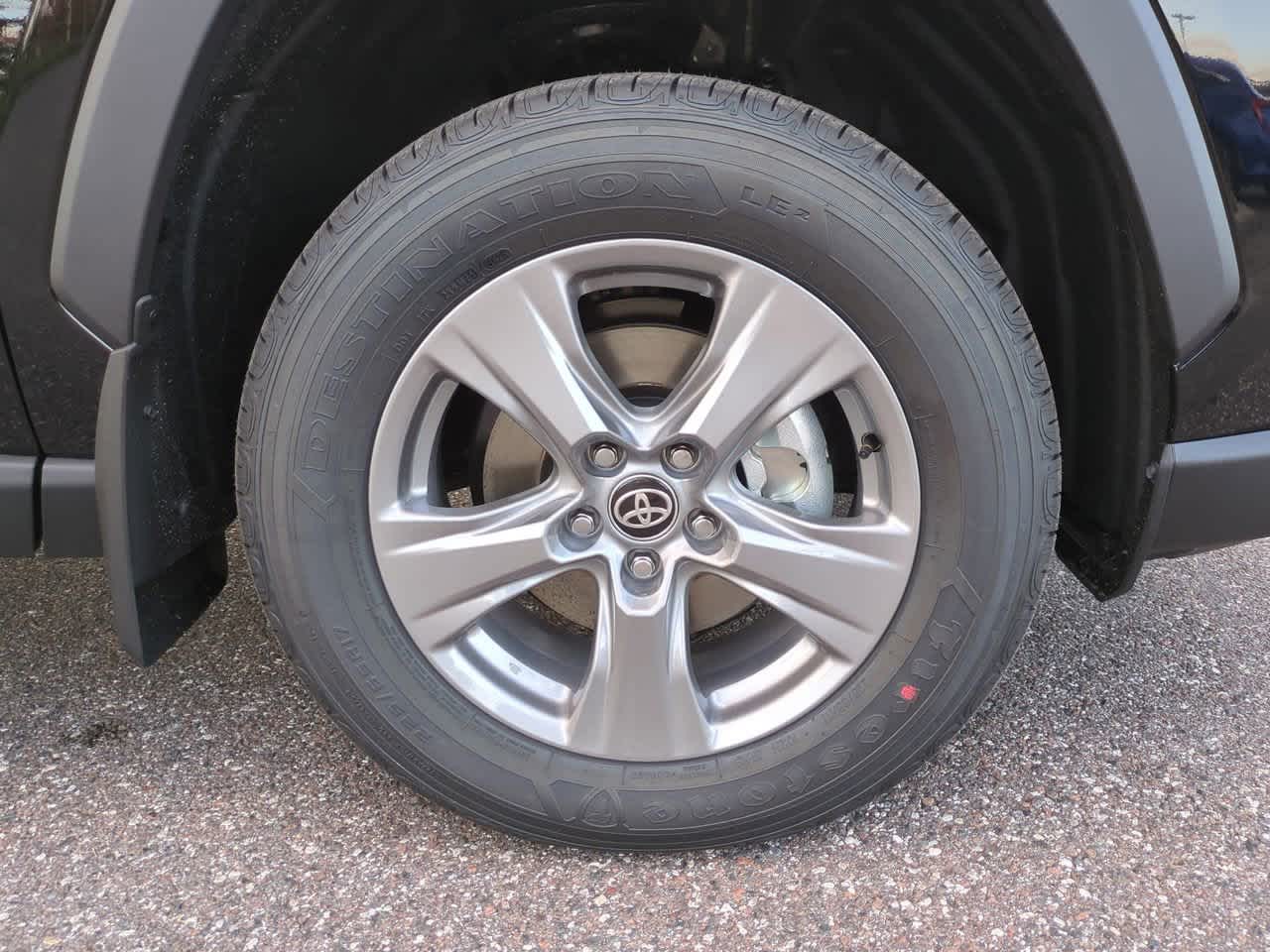 Thumbnail: 2025 Toyota RAV4 - 11