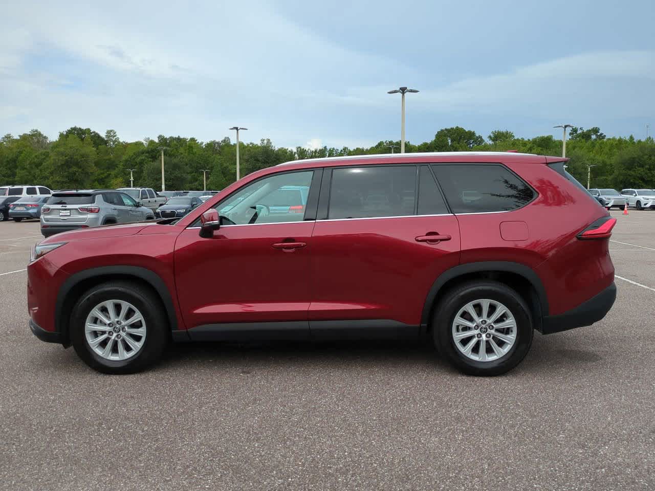 Thumbnail: 2024 Toyota Grand Highlander - 3