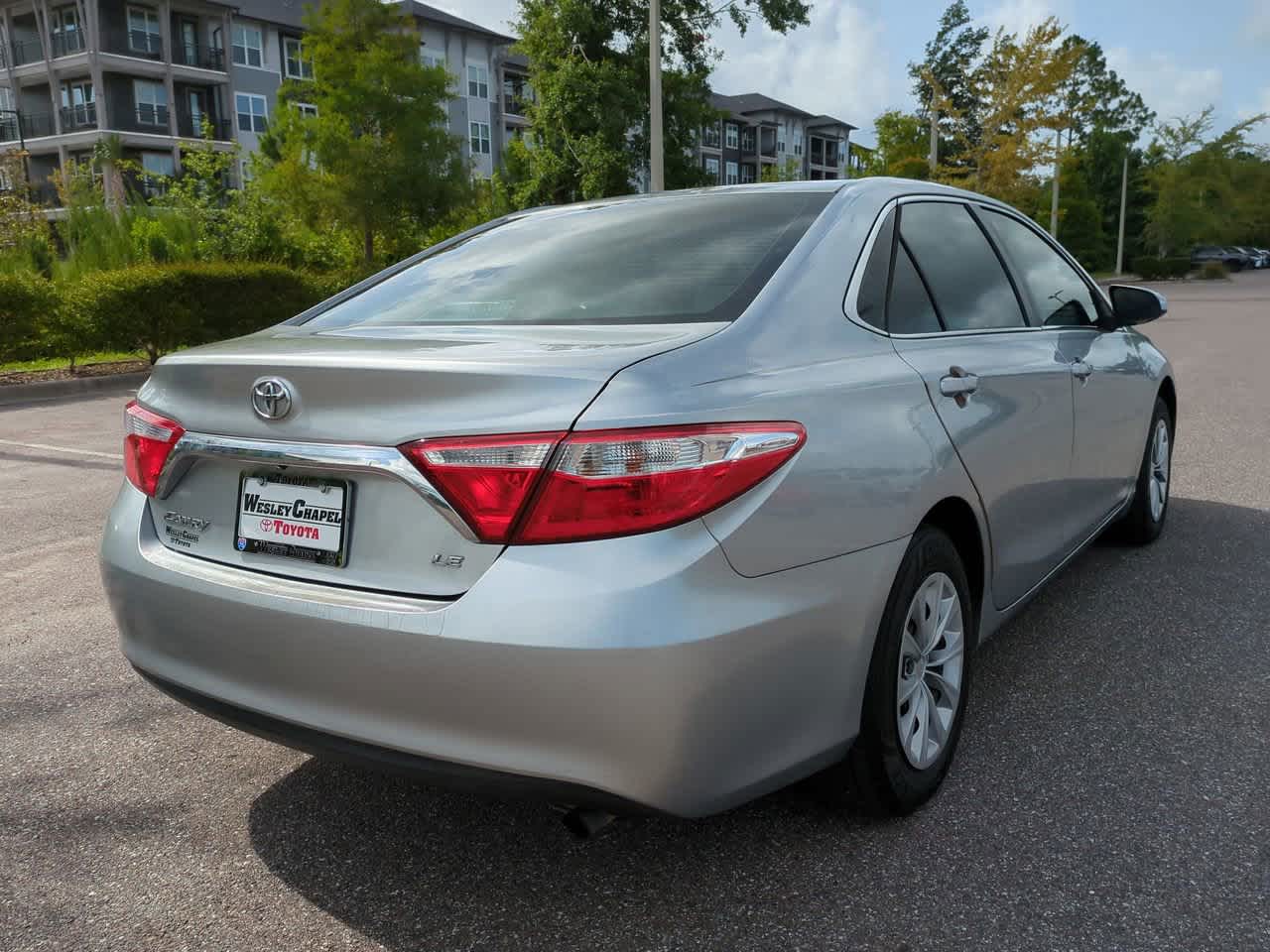 Thumbnail: 2015 Toyota Camry - 6