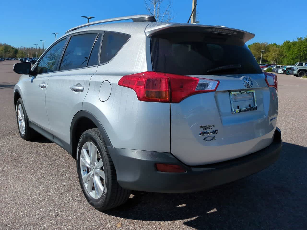 Thumbnail: 2013 Toyota RAV4 - 4