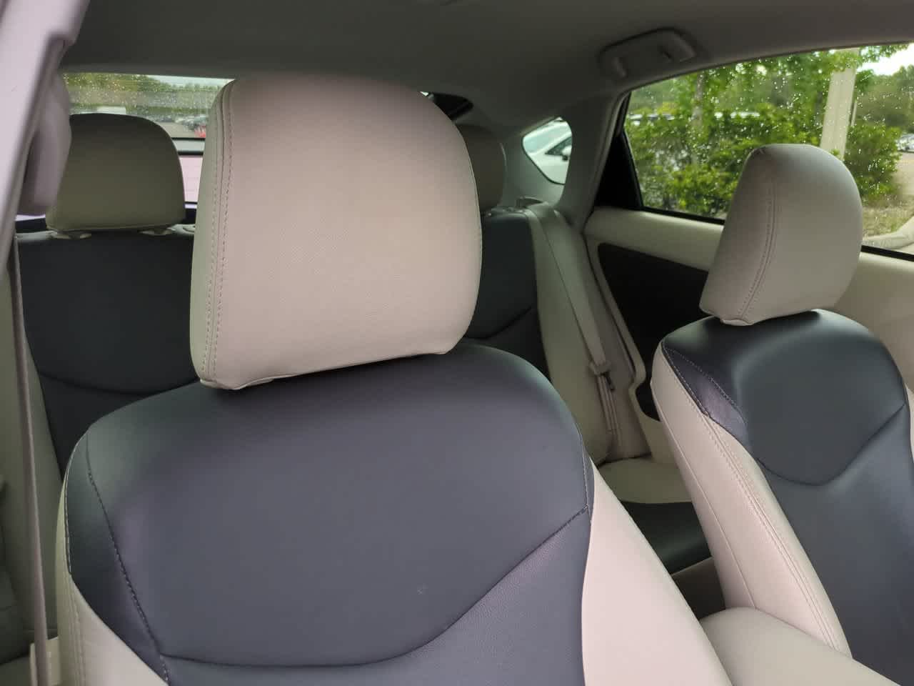 Thumbnail: 2014 Toyota Prius - 6