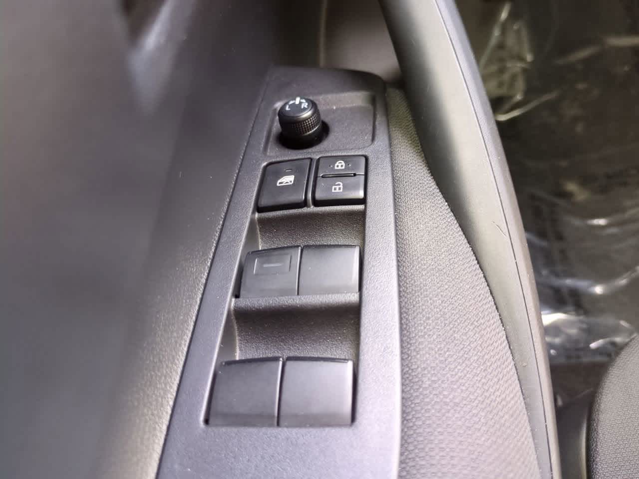 Thumbnail: 2025 Toyota Corolla - 21