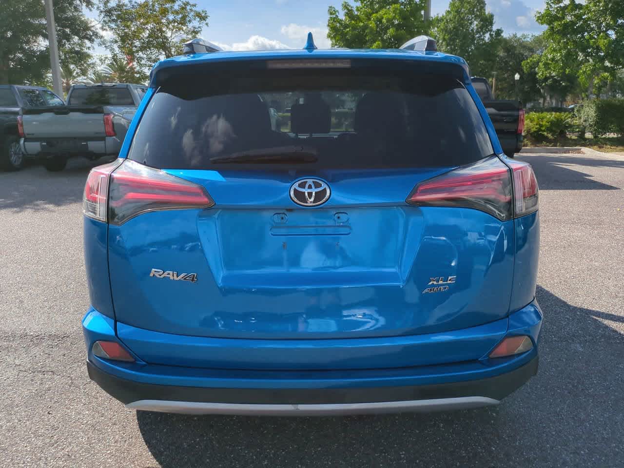 Thumbnail: 2018 Toyota RAV4 - 5