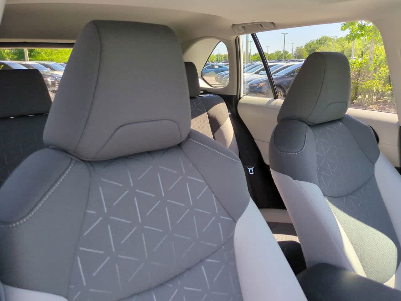 Thumbnail: 2025 Toyota RAV4 - 7