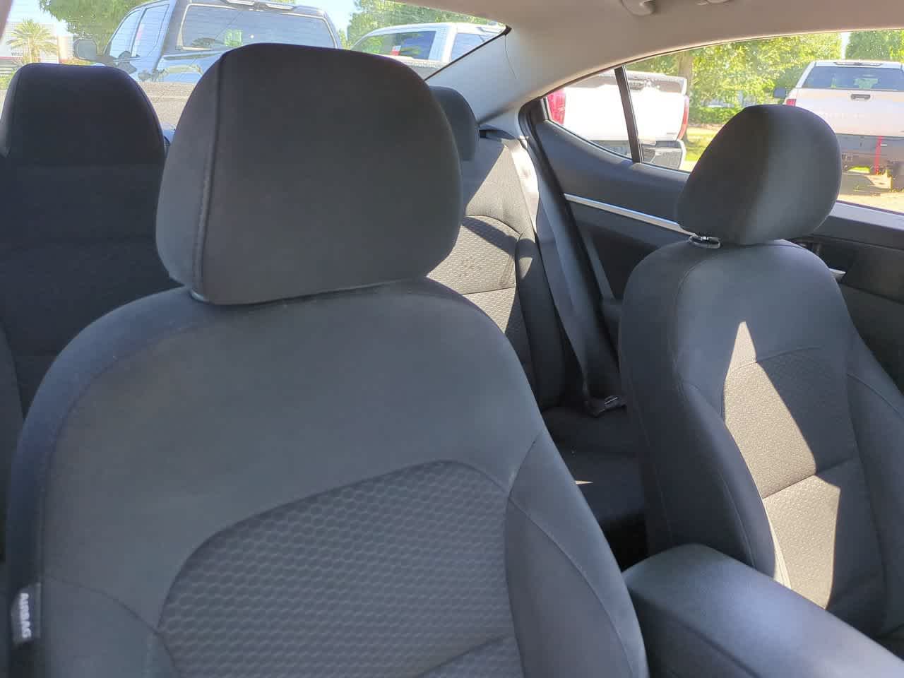 Thumbnail: 2020 Hyundai Elantra - 7
