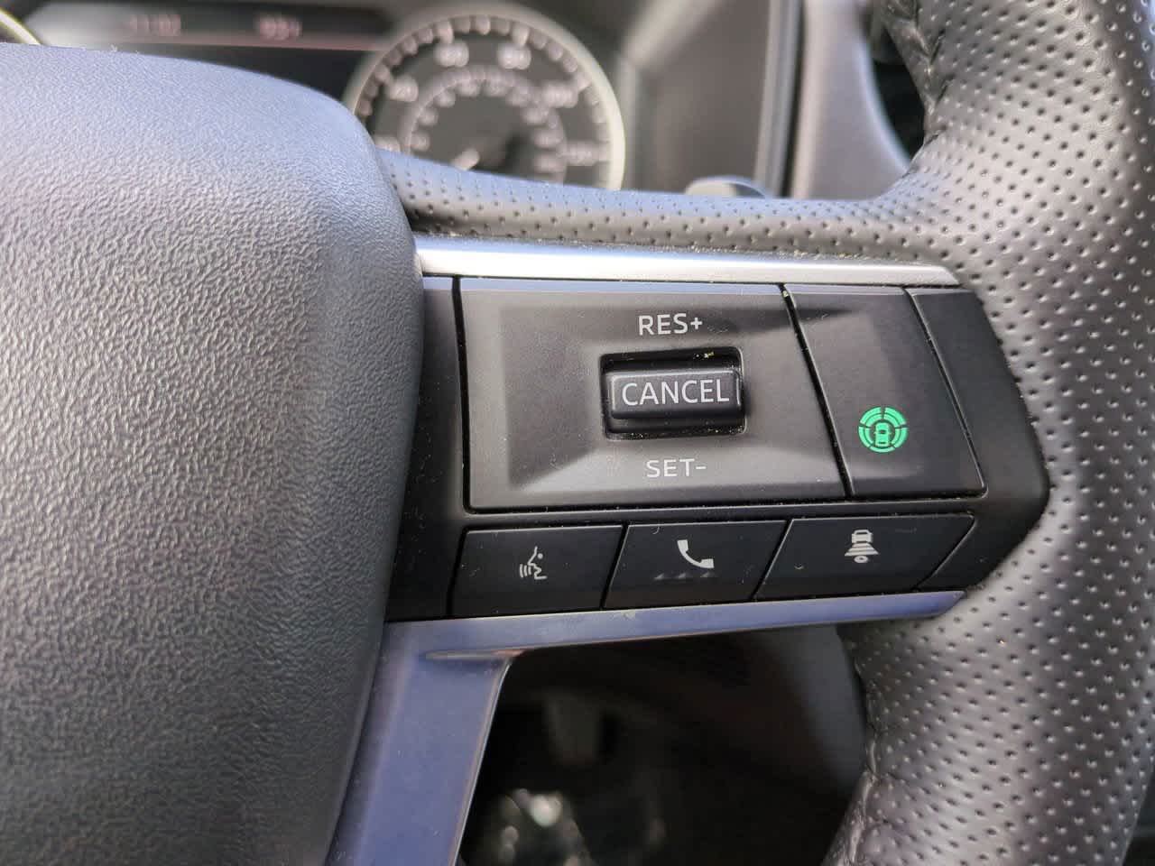 Thumbnail: 2025 Mitsubishi Outlander - 26