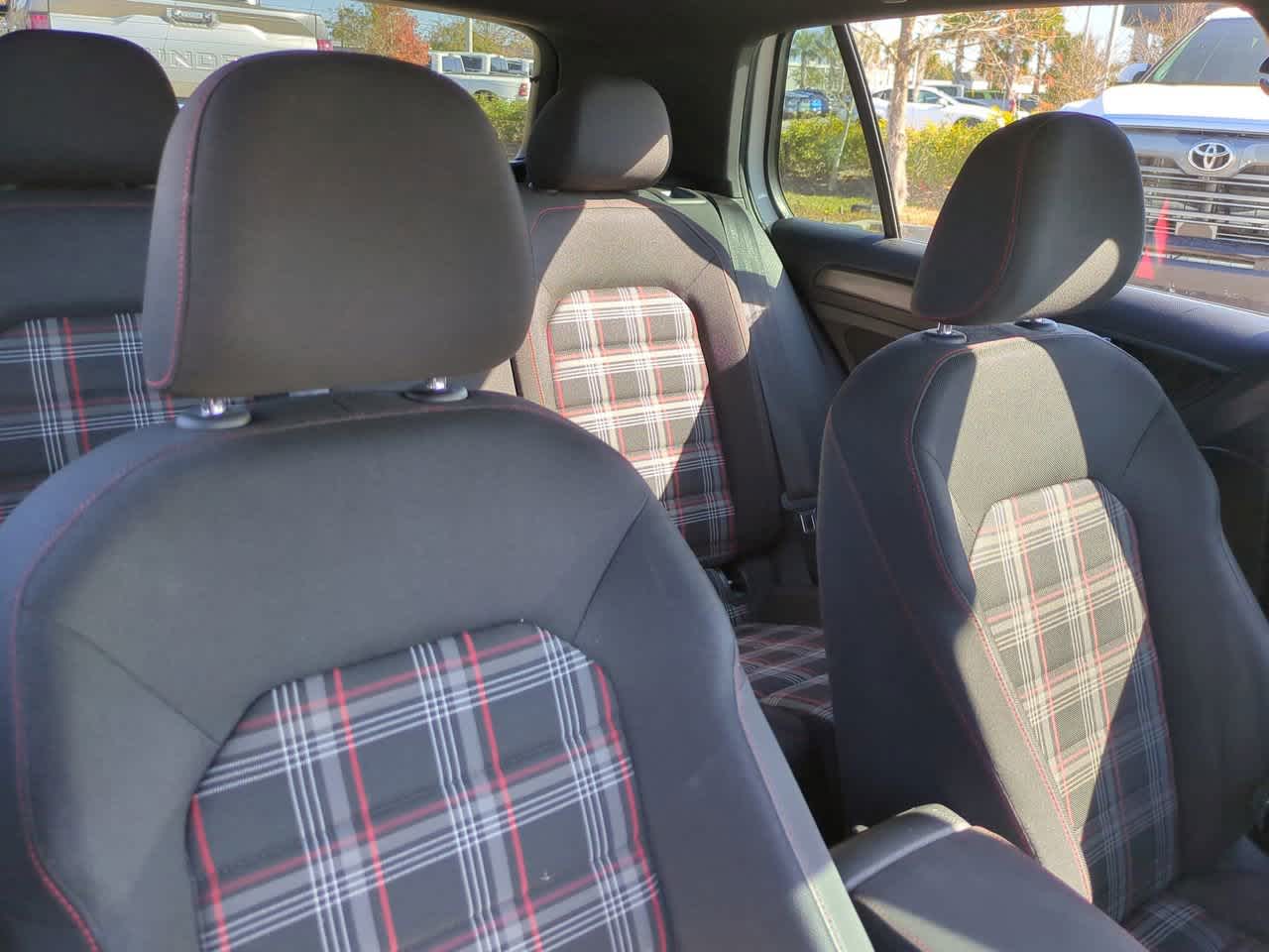 Thumbnail: 2018 Volkswagen Golf - 7