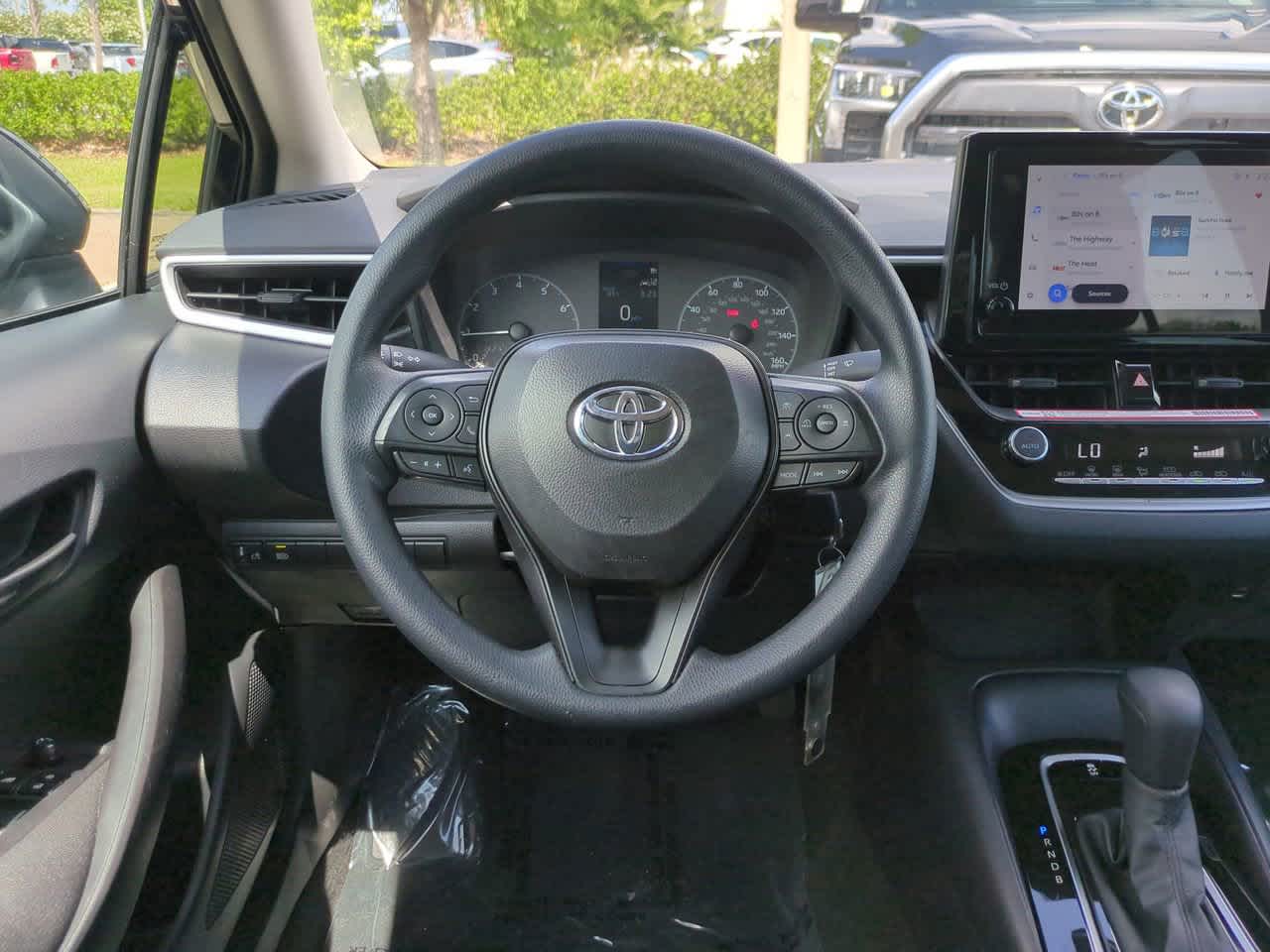 Thumbnail: 2025 Toyota Corolla - 15