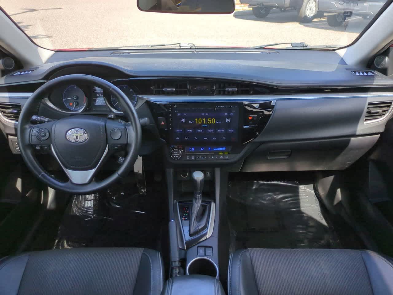 Thumbnail: 2015 Toyota Corolla - 14