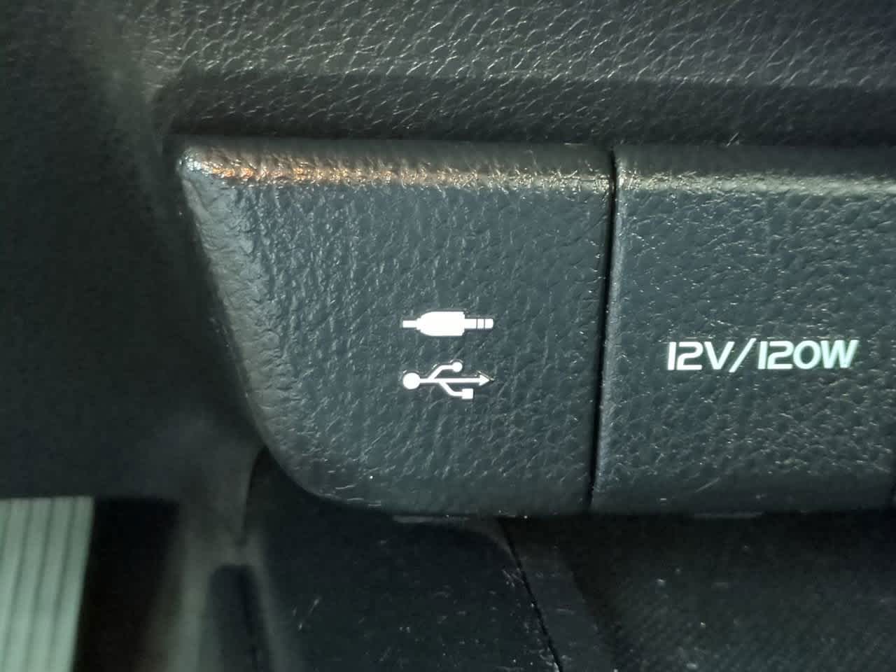 Thumbnail: 2019 Toyota Camry - 19