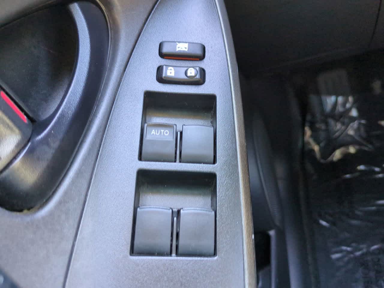Thumbnail: 2011 Toyota RAV4 - 16