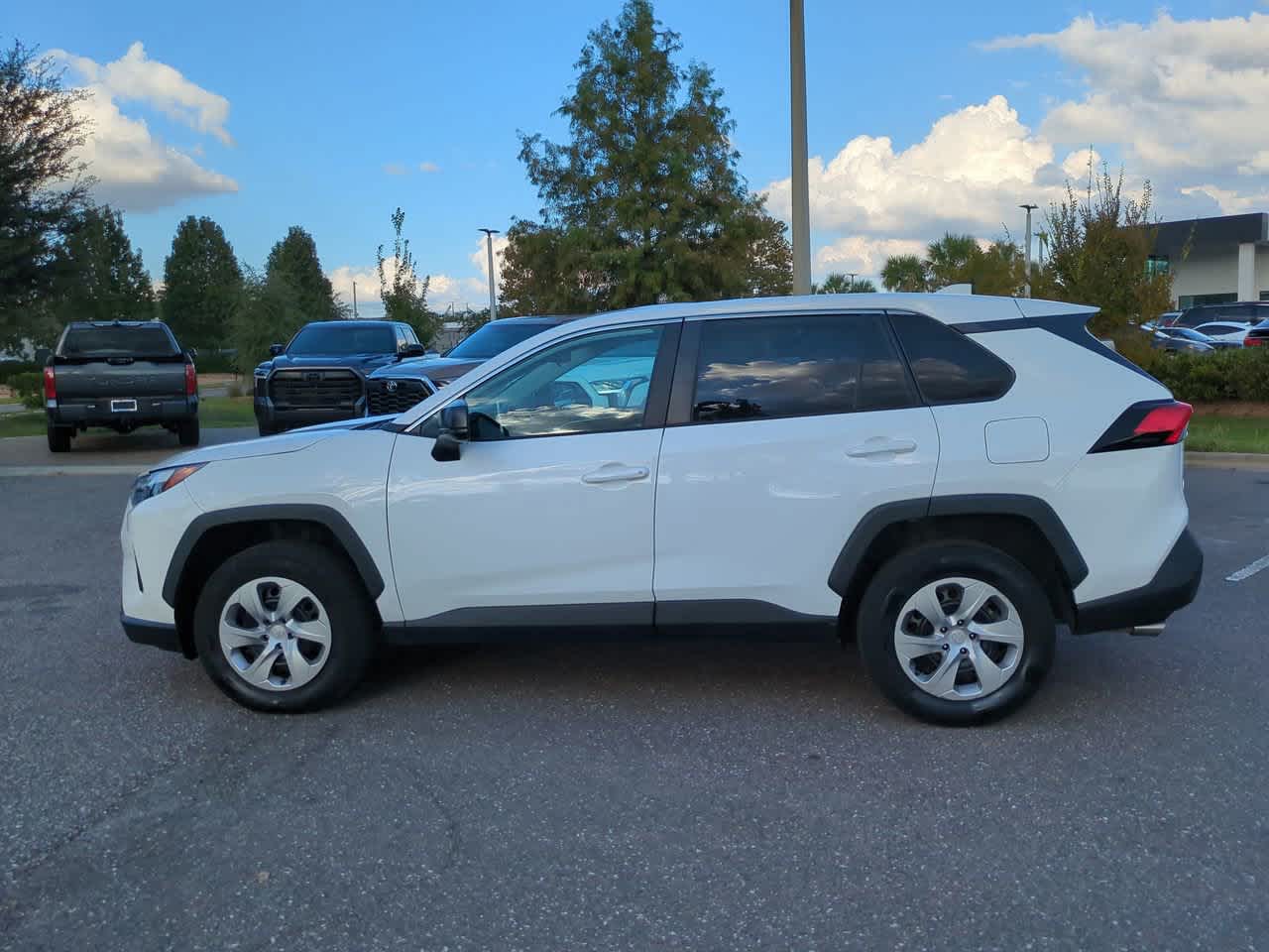 Thumbnail: 2023 Toyota RAV4 - 3