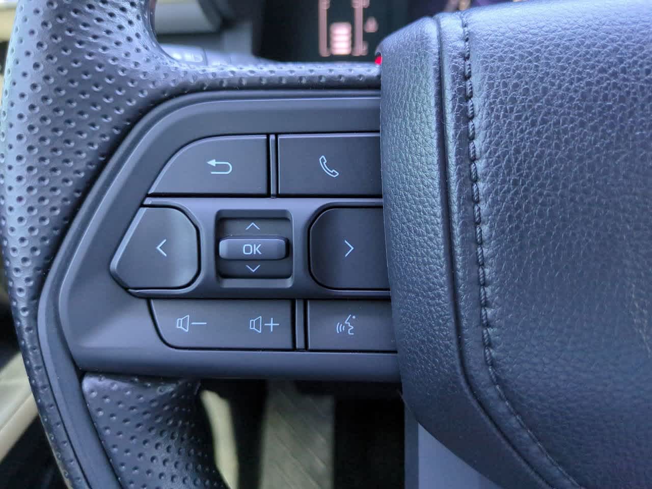 Thumbnail: 2025 Toyota Tacoma - 21