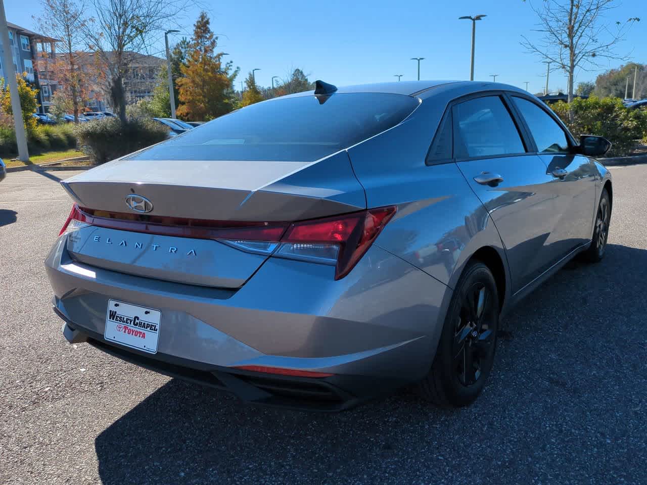 Thumbnail: 2023 Hyundai Elantra - 6