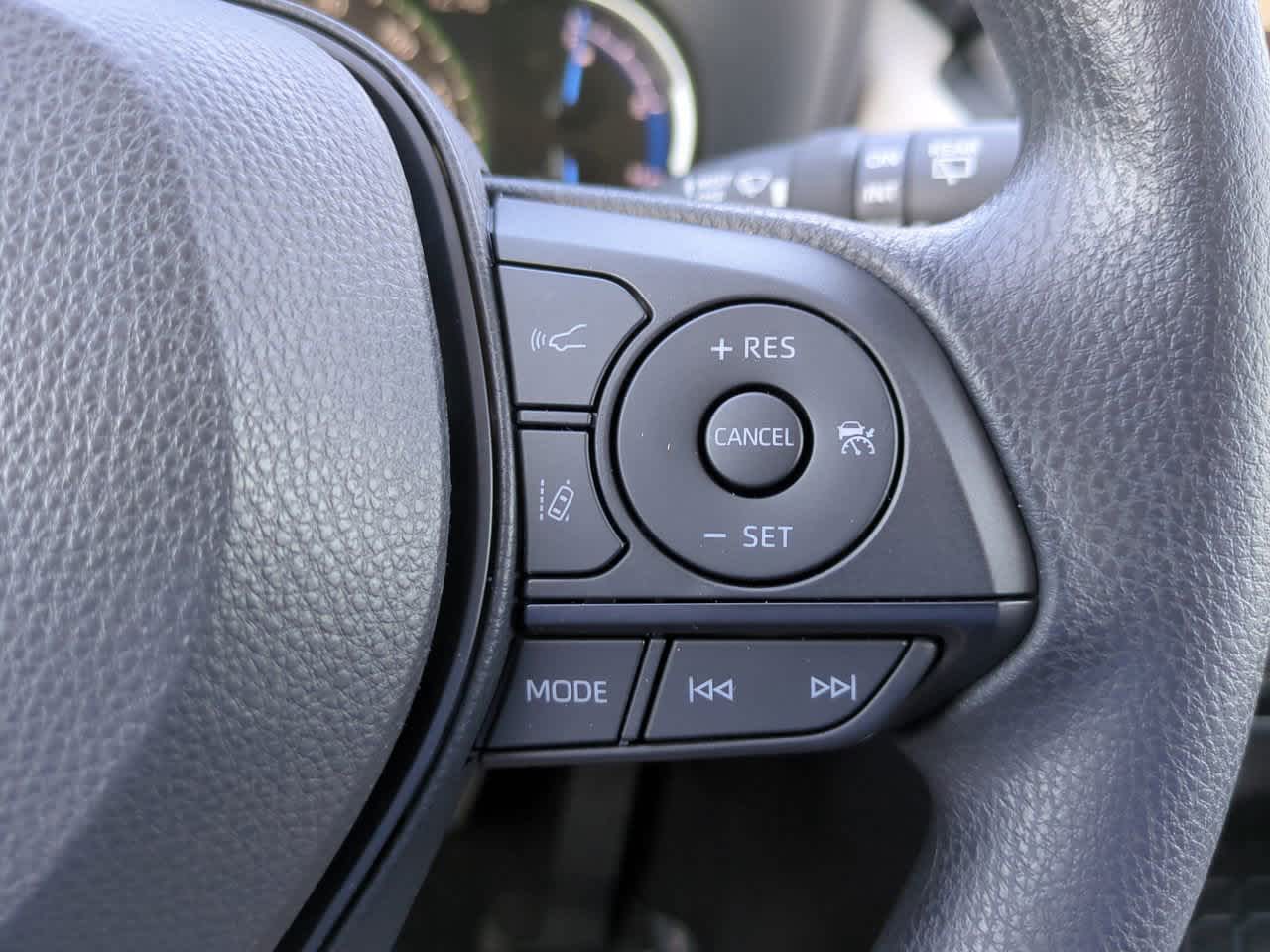 Thumbnail: 2025 Toyota RAV4 - 24