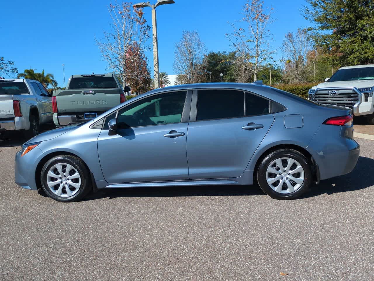 Thumbnail: 2025 Toyota Corolla - 3