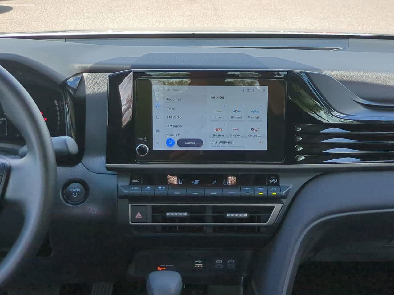 Thumbnail: 2025 Toyota Camry - 17