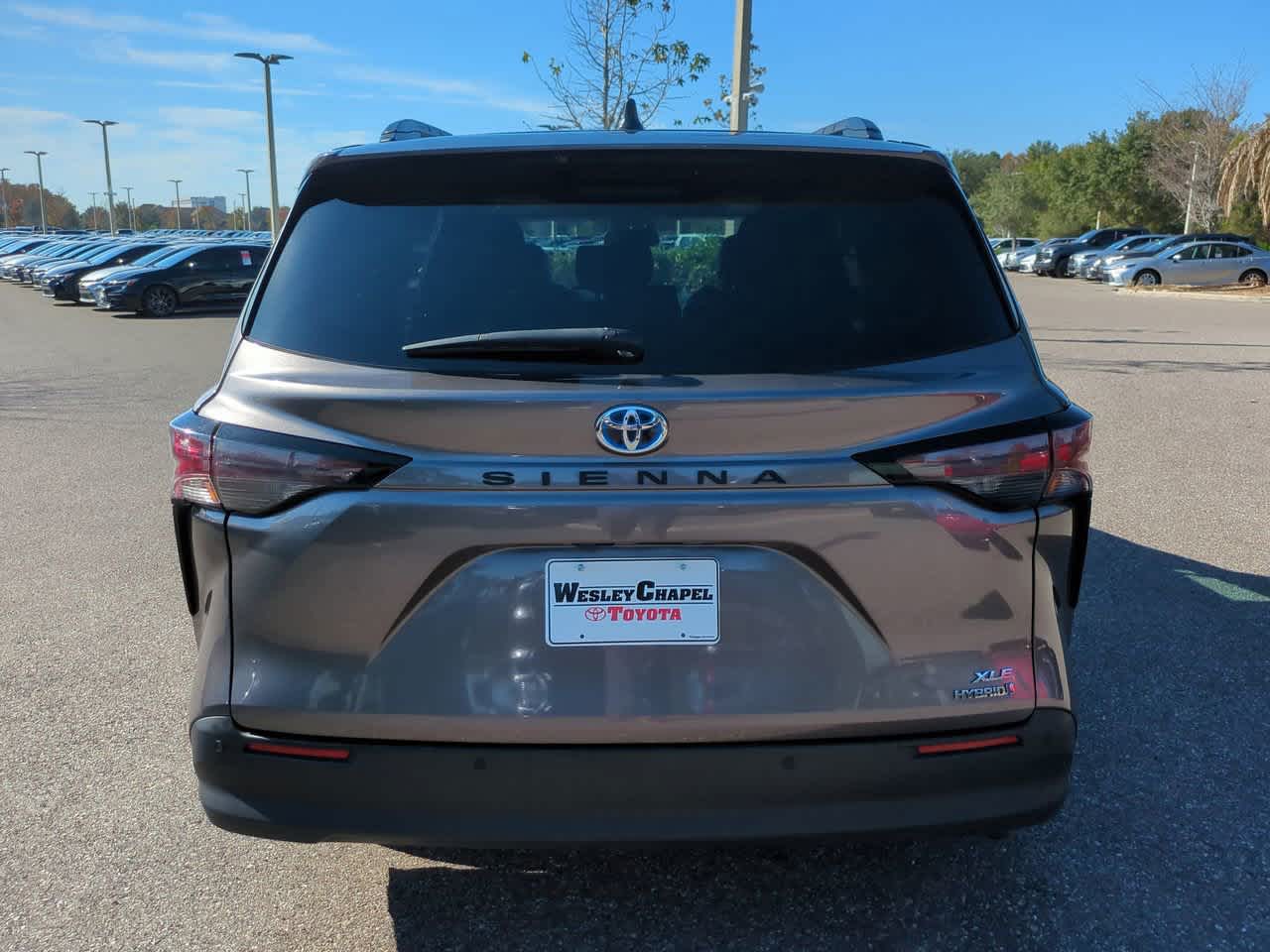 Thumbnail: 2024 Toyota Sienna - 5
