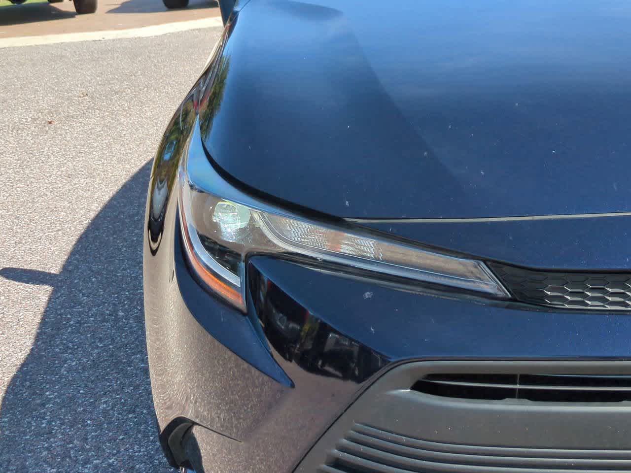 Thumbnail: 2023 Toyota Corolla - 10