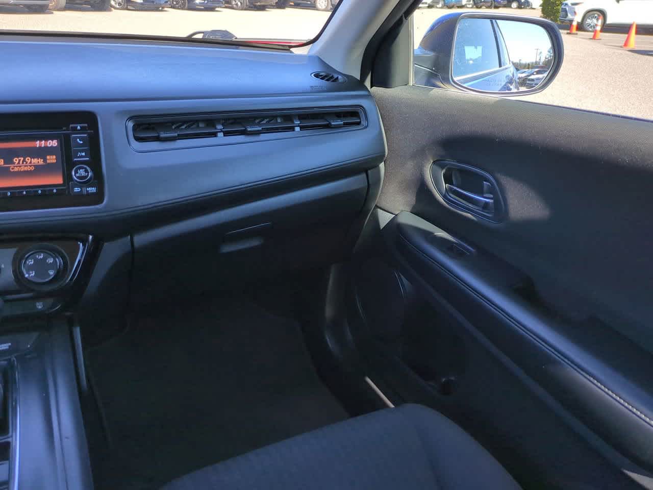 Thumbnail: 2018 Honda HR-V - 16