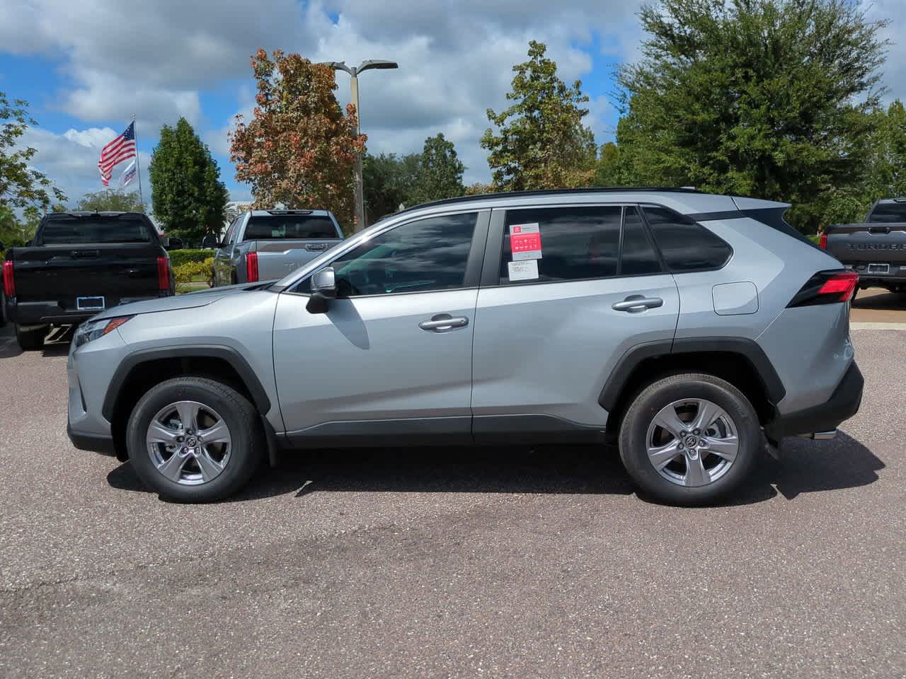 Thumbnail: 2025 Toyota RAV4 - 3