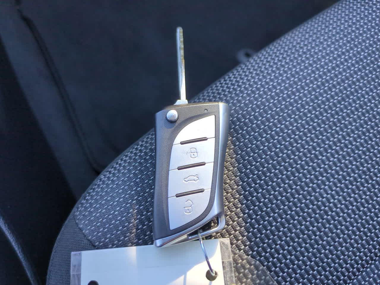 Thumbnail: 2017 Kia Forte - 24