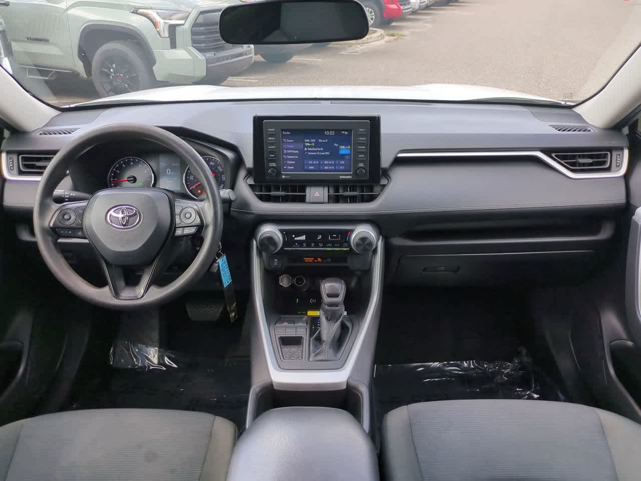 Thumbnail: 2022 Toyota RAV4 - 14