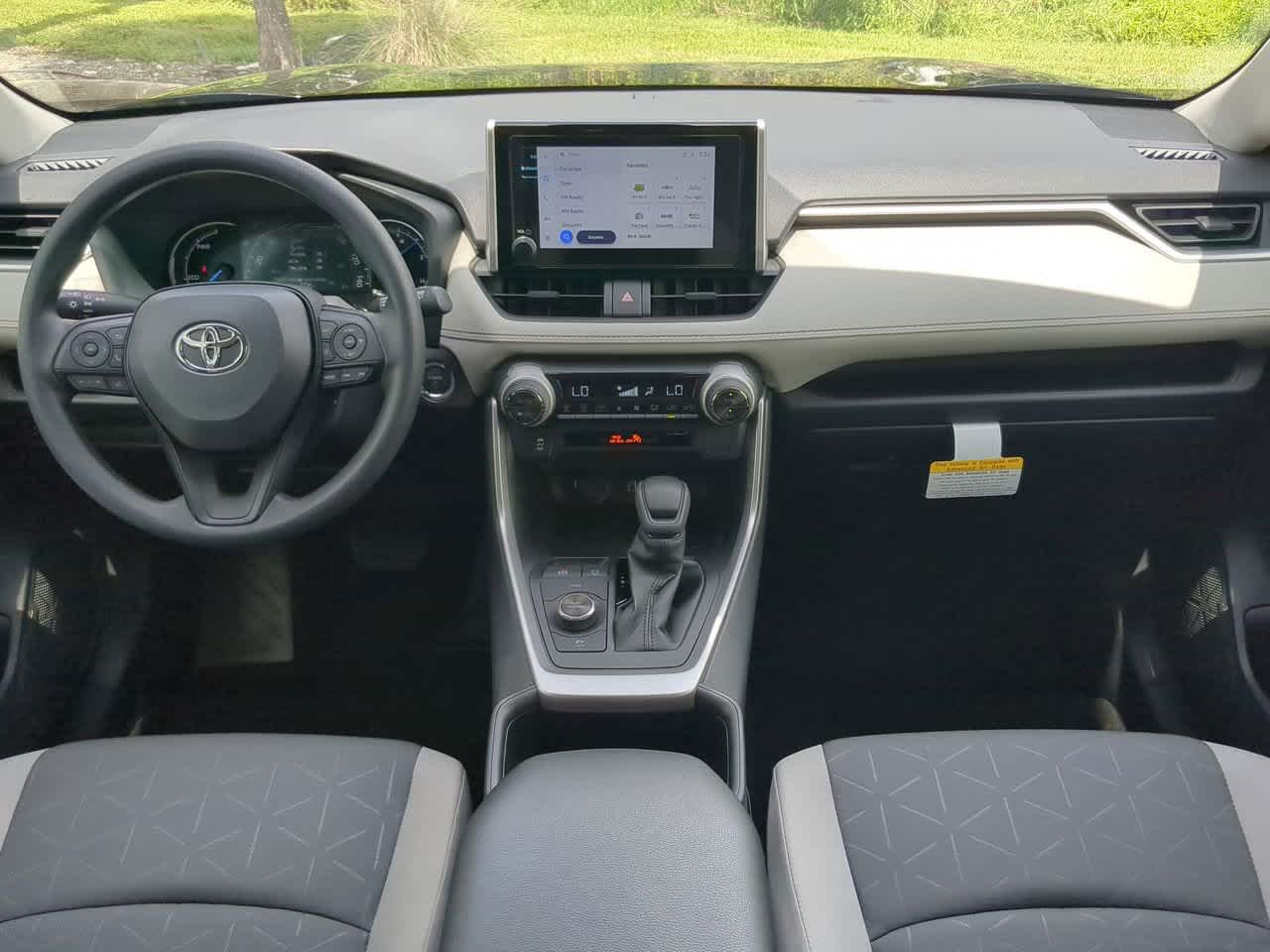 Thumbnail: 2025 Toyota RAV4 - 14