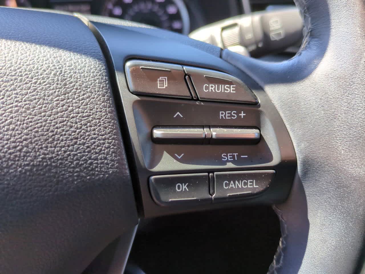 Thumbnail: 2019 Hyundai Veloster - 21