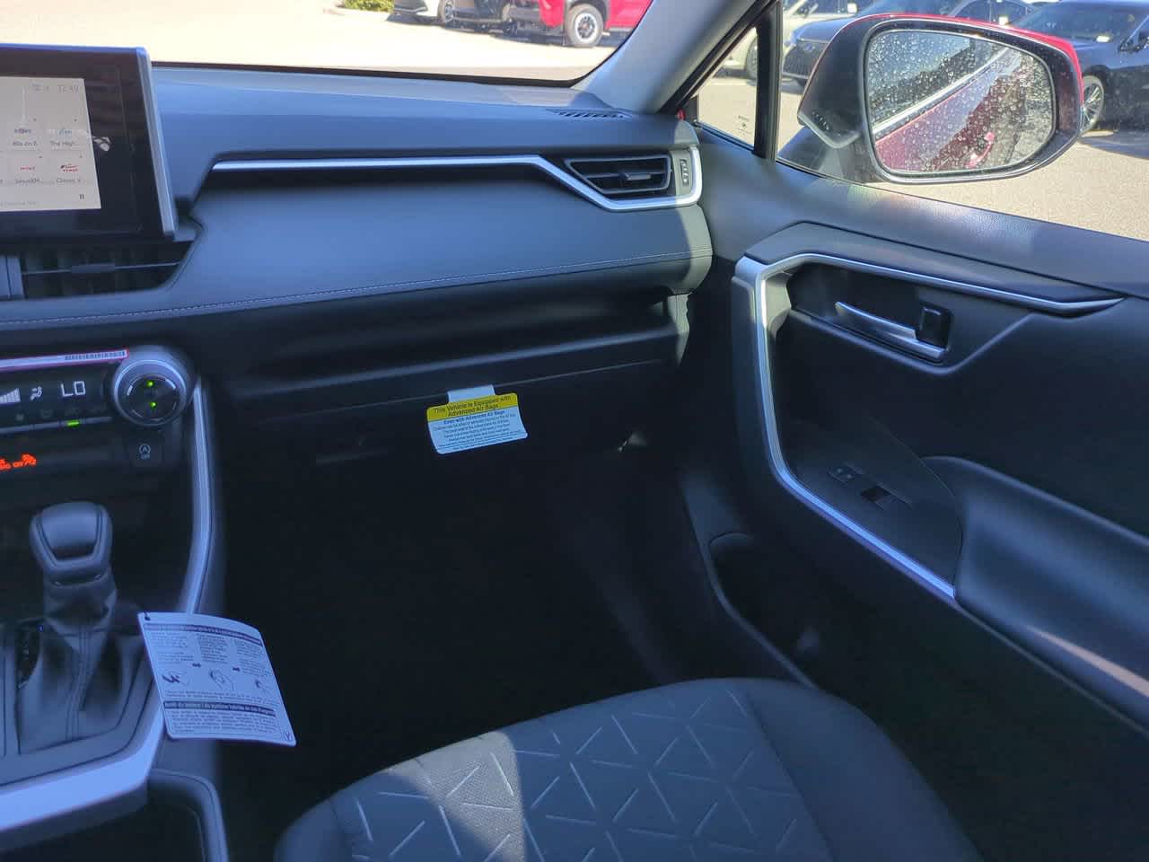 Thumbnail: 2025 Toyota RAV4 - 16