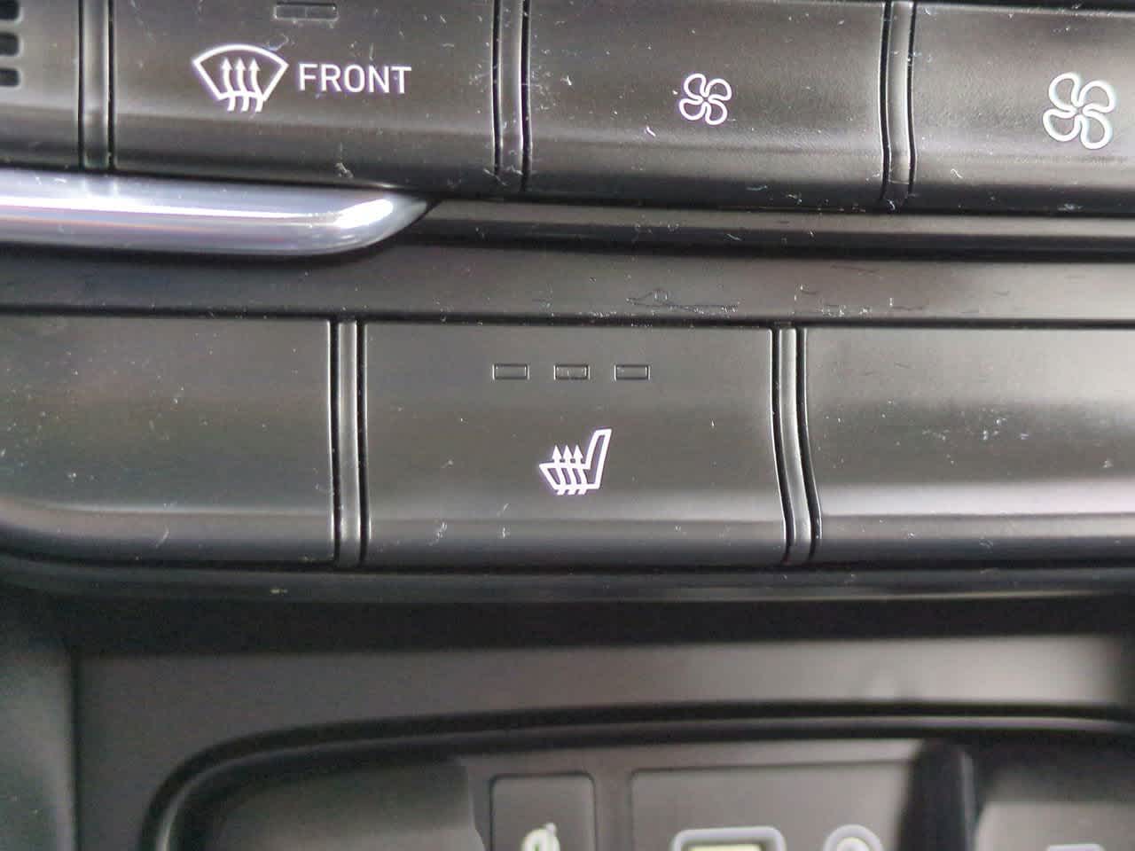 Thumbnail: 2020 Hyundai Santa Fe - 22