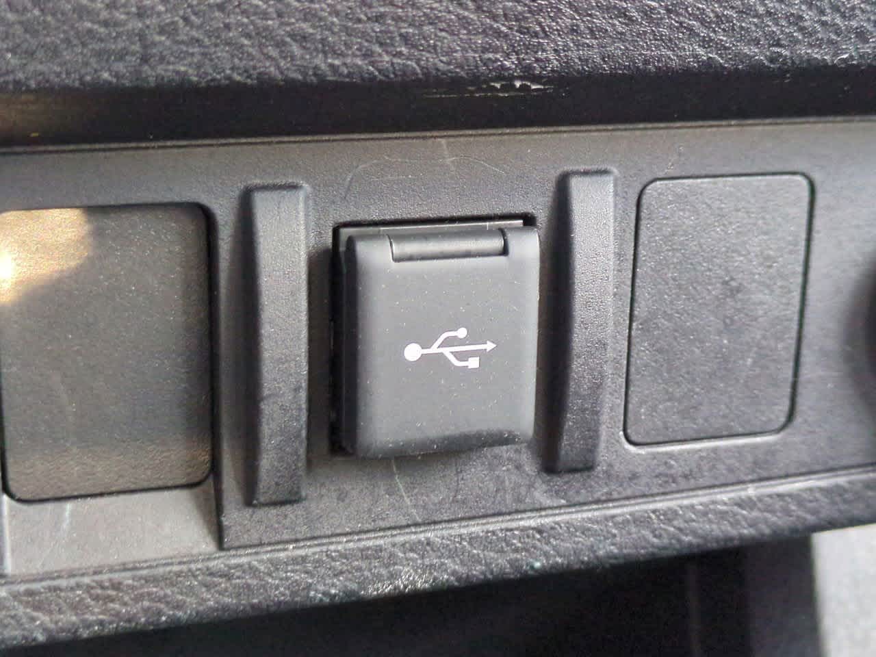 Thumbnail: 2020 Toyota Tacoma - 20