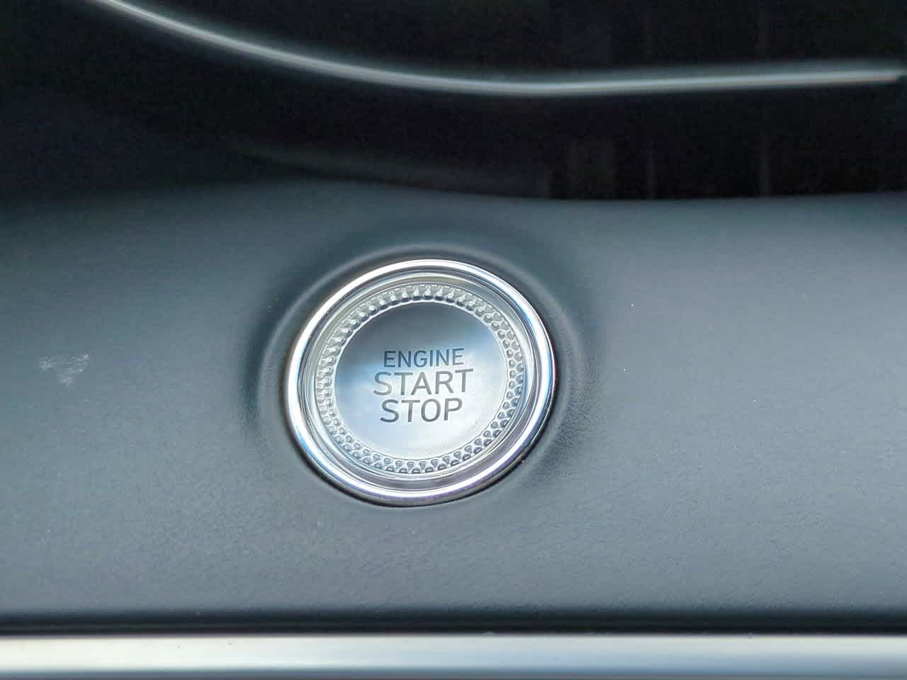 Thumbnail: 2023 Genesis GV70 - 28