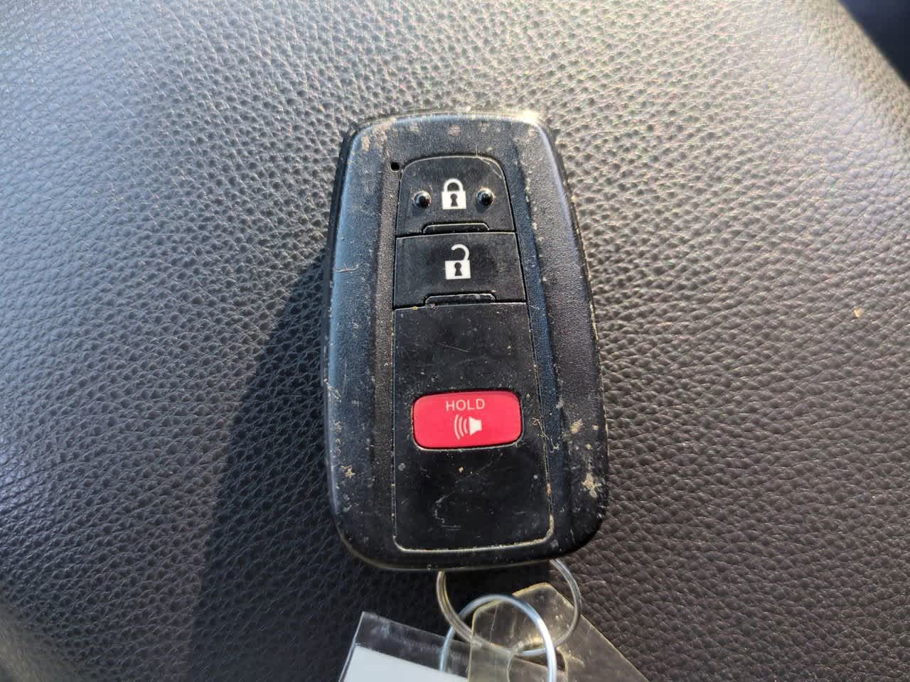 Thumbnail: 2019 Toyota RAV4 - 27