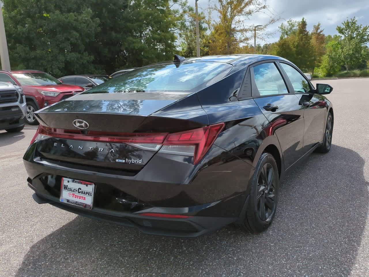 Thumbnail: 2022 Hyundai Elantra - 6