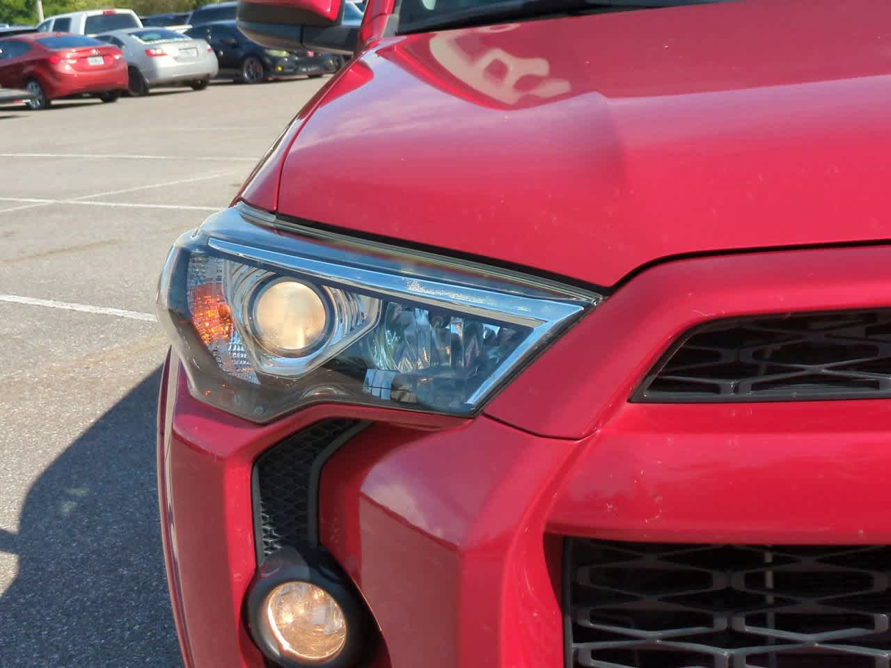 Thumbnail: 2018 Toyota 4Runner - 10